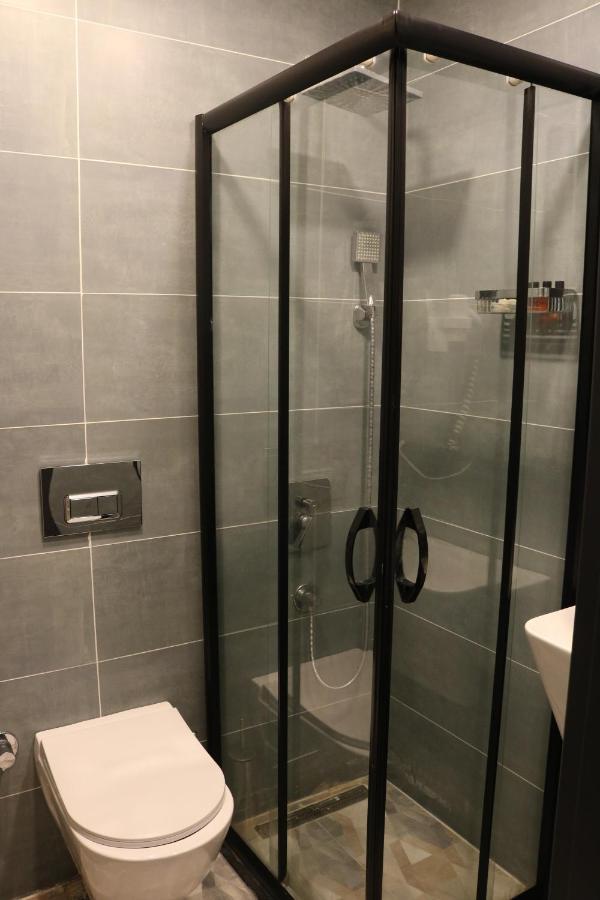 Ortek Taksim Otel *